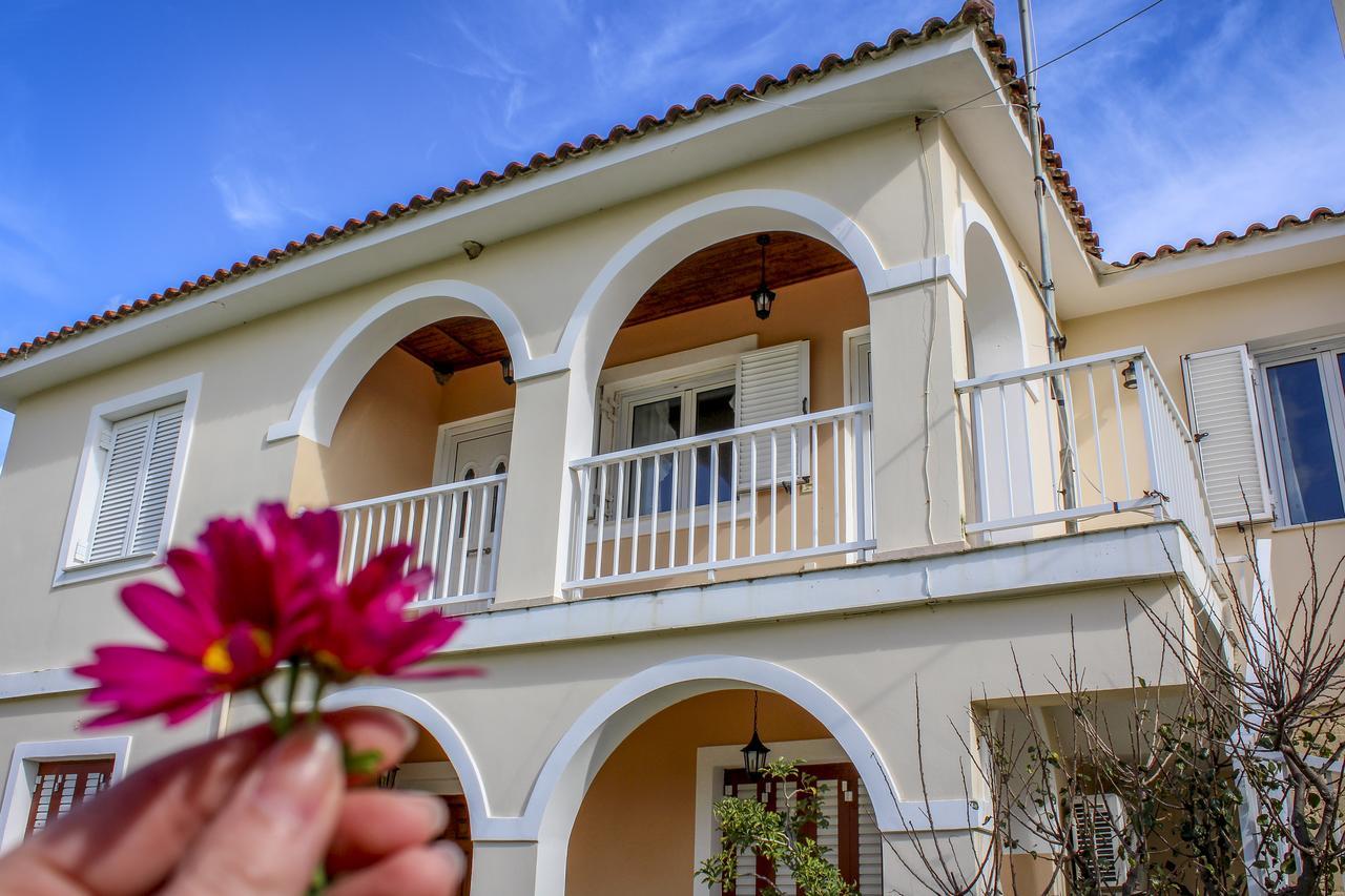 Kypseli Pelagion Holidays Apartments מראה חיצוני תמונה